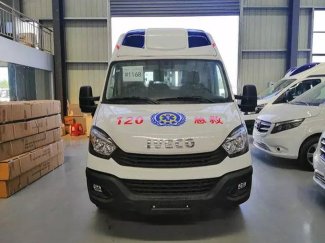 帶負壓的依維柯救護車新工藝製作外觀時尚美觀，功能實用