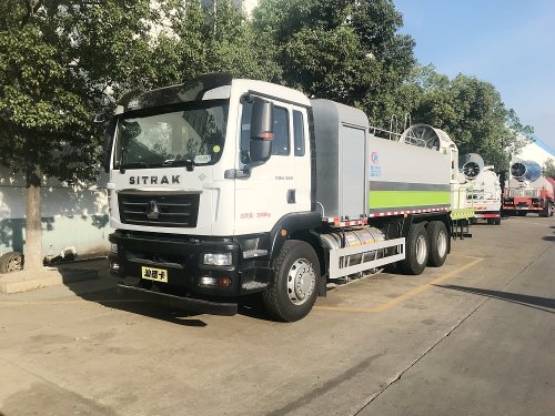 重汽汕德卡後雙橋霧炮車國六16立方/50-120米霧炮