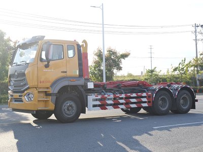 重汽浩瀚後雙橋18方勾臂垃圾車