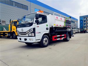東風多利卡4和2清洗吸汙車