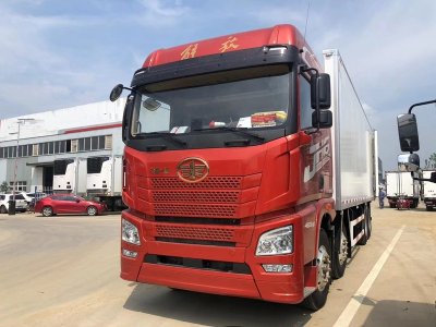 解放JH6國六前四後八冷藏車